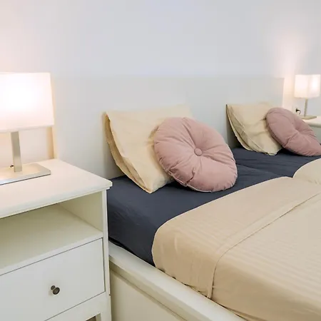 Daire Colourful Bright Centred Aparment With Ocean View 911, Ponderosa Playa Feñabe